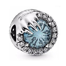 Load image into Gallery viewer, 2019 NEW 100% 925 Sterling Silver charms Winter Crystal Bead Olaf Dangle Charm Pendant Fit DIY Bracelet Original Women Jewelry