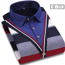 Load image into Gallery viewer, 2020 Winter Thicken Men Shirt Fake two pieces Casual Man Shirts Stripe Contrast Color Men Business Shirt Warm Soft Shirt YN10551