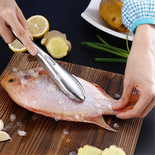 Load image into Gallery viewer, Fish Scales Graters Scraper Fish Cleaning Tool Scraping Scales Device with Cover Home Kitchen Cooking Fishing Tool Pesca Tackle