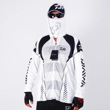 Load image into Gallery viewer, Daiwa Clothes Fishing Shirt Jacket Ice Silk Quick Dry Sports Clothing Sun Protection Face Neck Anti-uv Breathable Fishing Hooded
