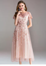 Load image into Gallery viewer, High-quality long dress embroidery large swing dress dress ladies elegant temperament round neck short-sleeved ladies dresses
