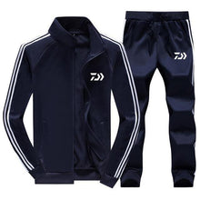 Load image into Gallery viewer, New Men DAIWA Fishing Clothing Outdoor Sport Autumn Winter Fishing Jacket And Pants Warm Polyester DAWA Fishing Tracksuits
